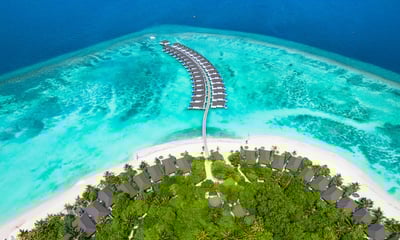 Experience the Maldives at Robinson Noonu Resort.