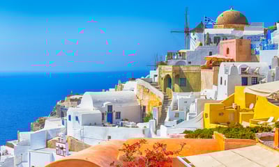 Discover the gorgeous Greek Islands from Santorini to Mykonos and beyond.
