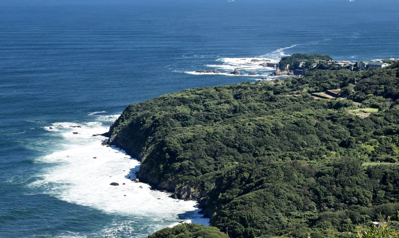 Toba is located at the end of the Shima-hanto Peninsula in Mie Prefecture (Itinerary 1 & 3)