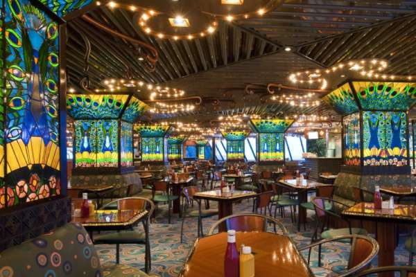 Lido Restaurant cruise highlight