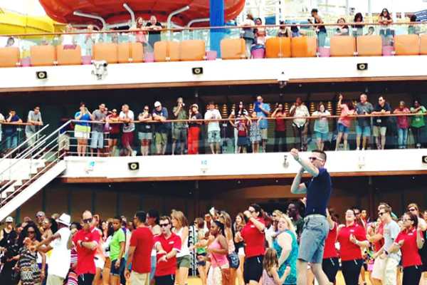 Sailaway Party cruise highlight