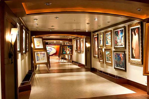 Art Exhibitions cruise highlight