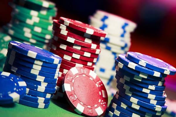 Poker cruise highlight