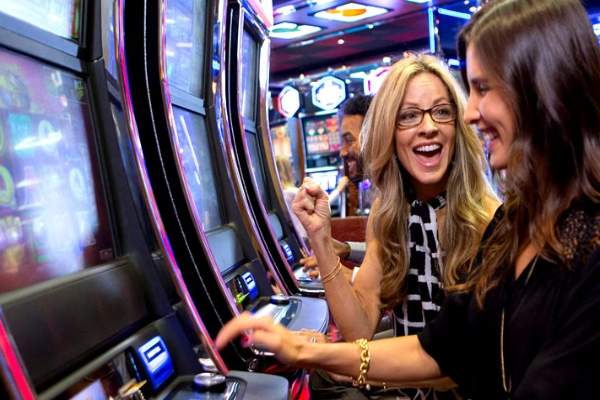 Slots cruise highlight