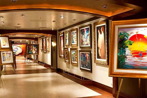 Art Exhibitions cruise highlight