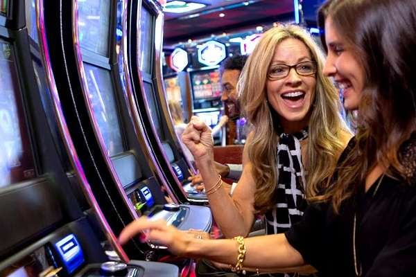 Slots cruise highlight