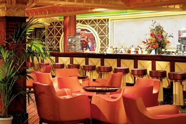 Ivory Club Lounge cruise highlight