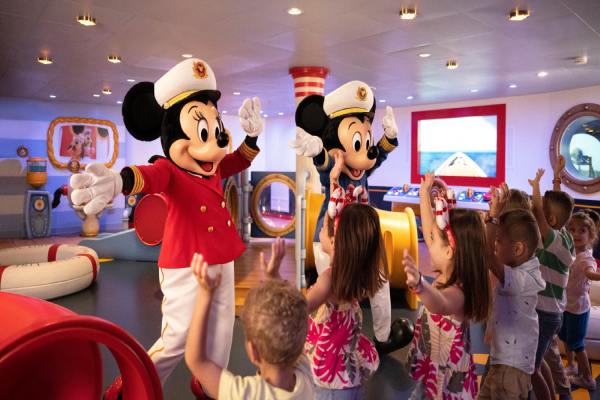 Oceaneer Club cruise highlight