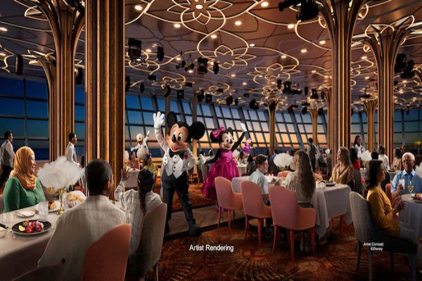 Hollywood Spotlight Club cruise highlight