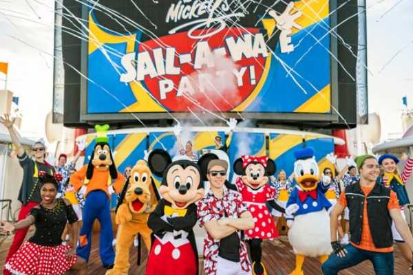 Mickey's Sail-A-Wave Party cruise highlight