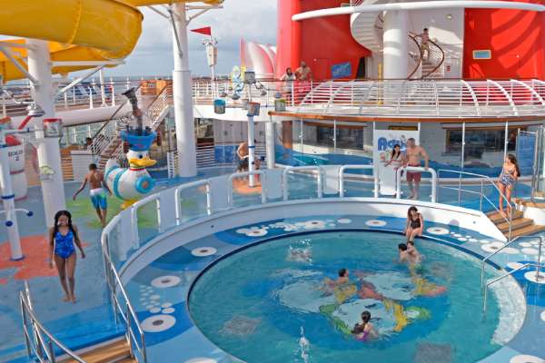 Splash-a-Second Fun cruise highlight