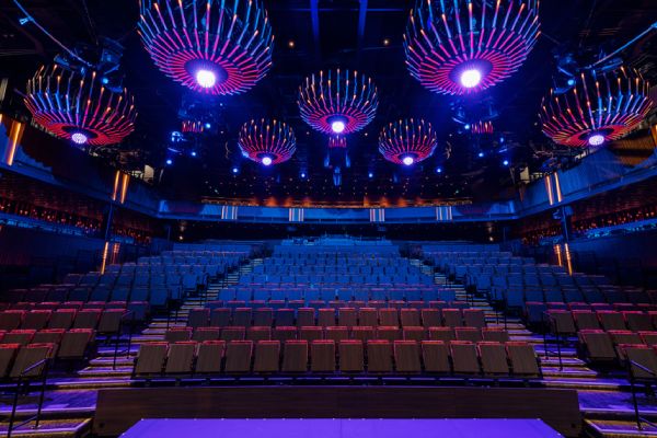 Aqua Theatre & Club cruise highlight