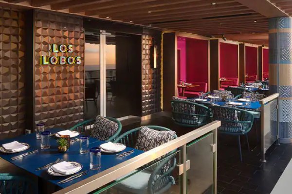 Los Lobos cruise highlight