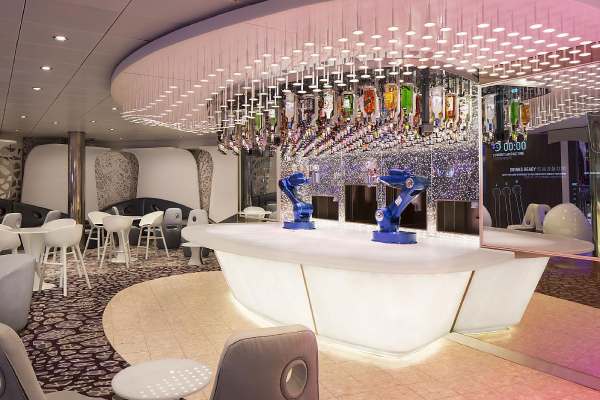 Bionic Bar cruise highlight