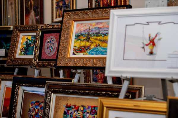 Art Auctions  cruise highlight