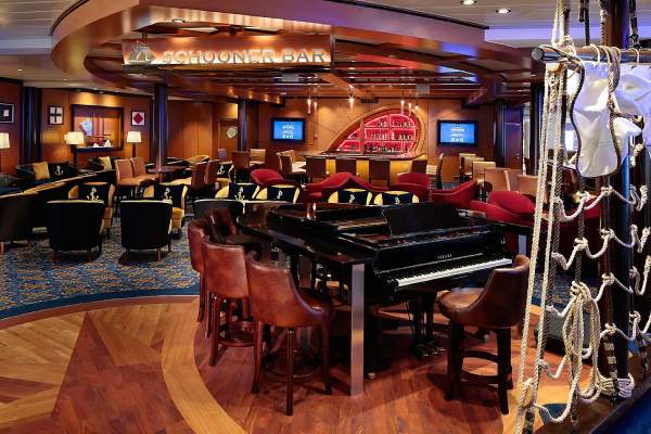 Schooner Bar cruise highlight