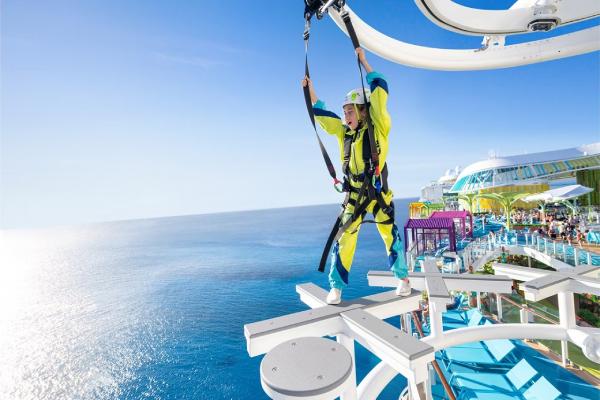 Crown's Edge cruise highlight