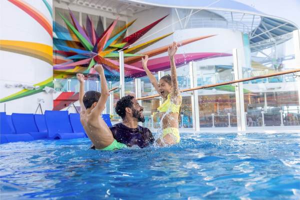 Royal Bay cruise highlight