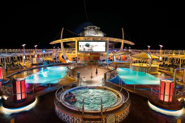 Pool Party cruise highlight