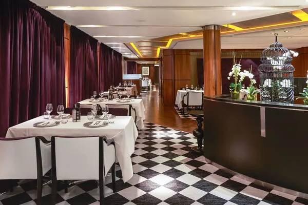 Thalassa Restaurant cruise highlight