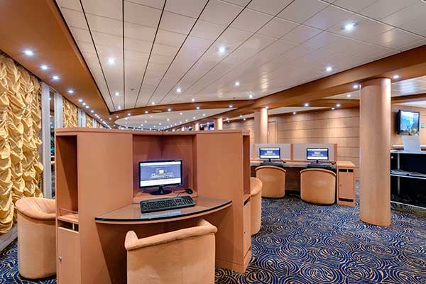 Internet Cafe cruise highlight