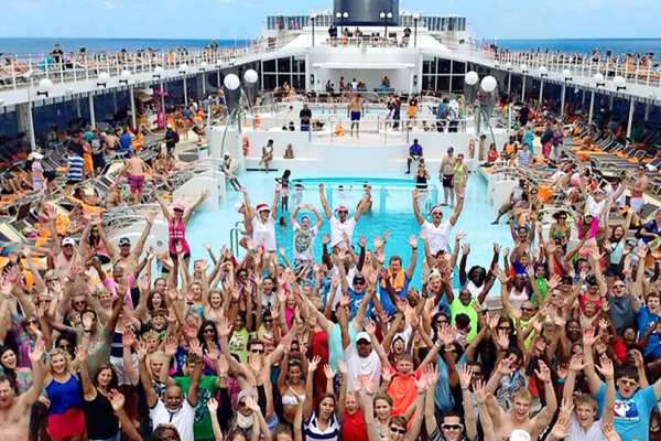 Sailaway Party cruise highlight