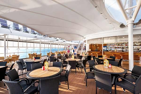 La Canzone del Mare Bar cruise highlight