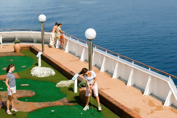 Minigolf cruise highlight