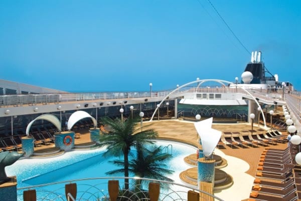 Pool Bar cruise highlight