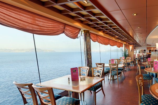 Gli Archi Cafeteria cruise highlight