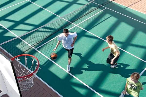 Basketball cruise highlight