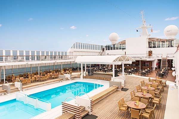Le Piscine cruise highlight