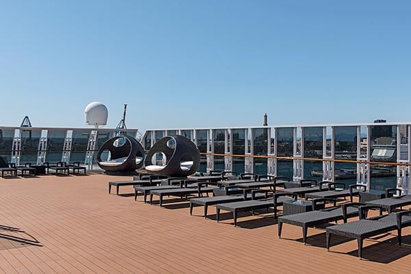 Top 13 – Exclusive Solarium cruise highlight