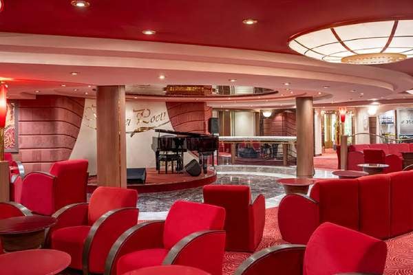 Bar Dei Poeti cruise highlight