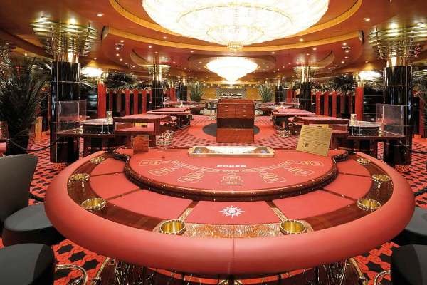 Casino Royal Bar cruise highlight
