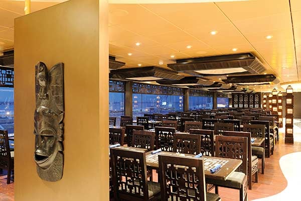 L'Africana Buffet cruise highlight