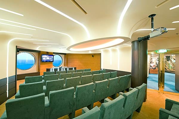 Business Center cruise highlight