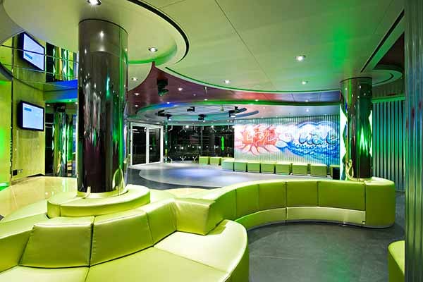 The Graffiti Disco Teen cruise highlight