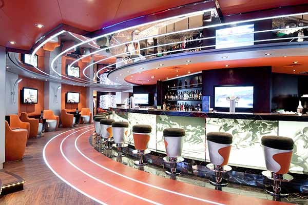 L'Olimpiade Sporting Bar cruise highlight