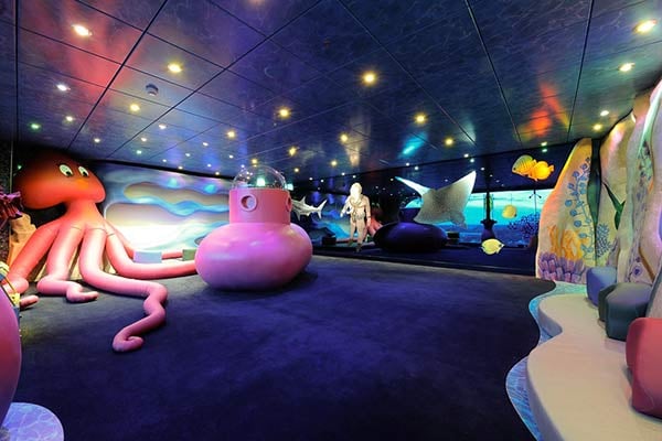 Underwater World Playroom cruise highlight