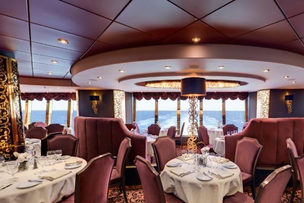 L'Arabesque Panoramic Restaurant cruise highlight