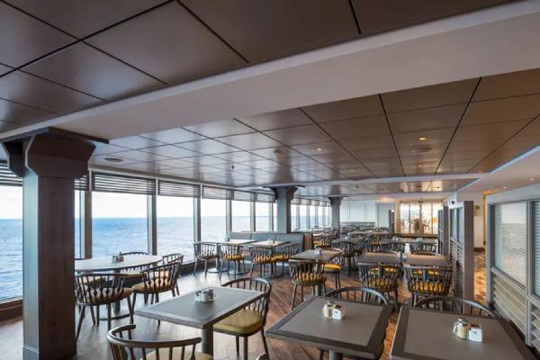 The Biscayne Bay Buffet & Pizzeria cruise highlight