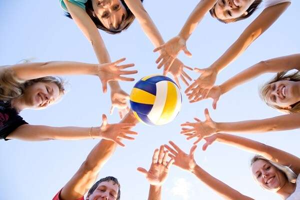 Volleyball cruise highlight