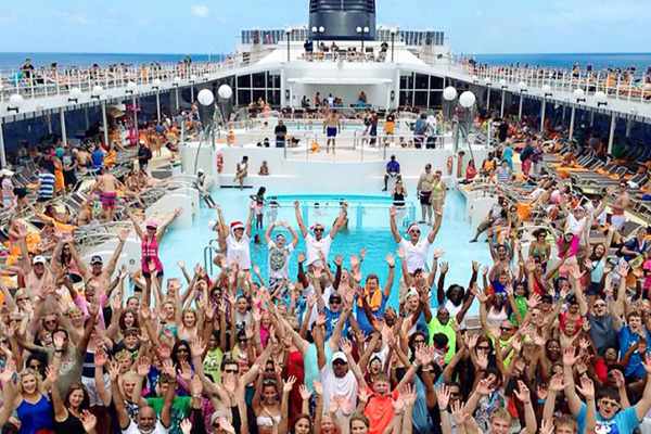 Sailaway Party cruise highlight