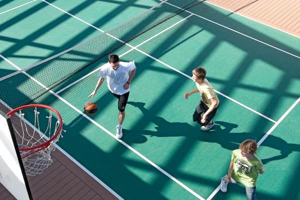 Basketball cruise highlight