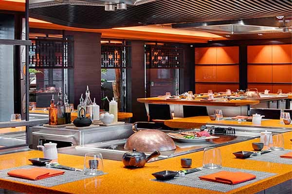 Kaito Teppanyaki cruise highlight