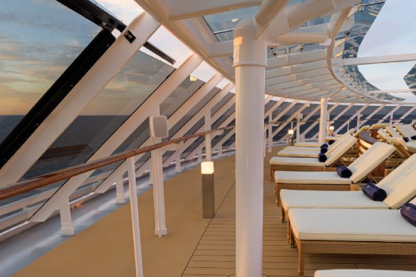 MSC_Yacht_Club_Pool.jpg cruise highlight