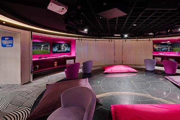 Teens Club cruise highlight