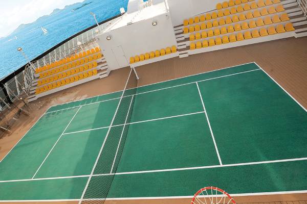 Tennis court cruise highlight