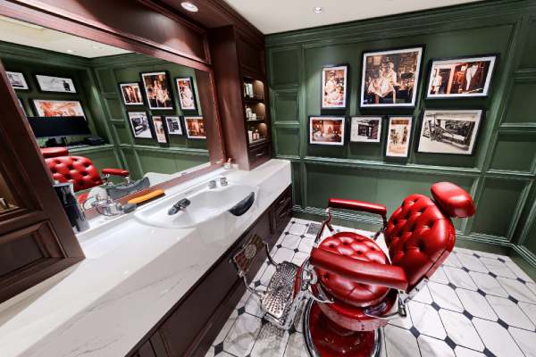 Gentlemen's Barber cruise highlight